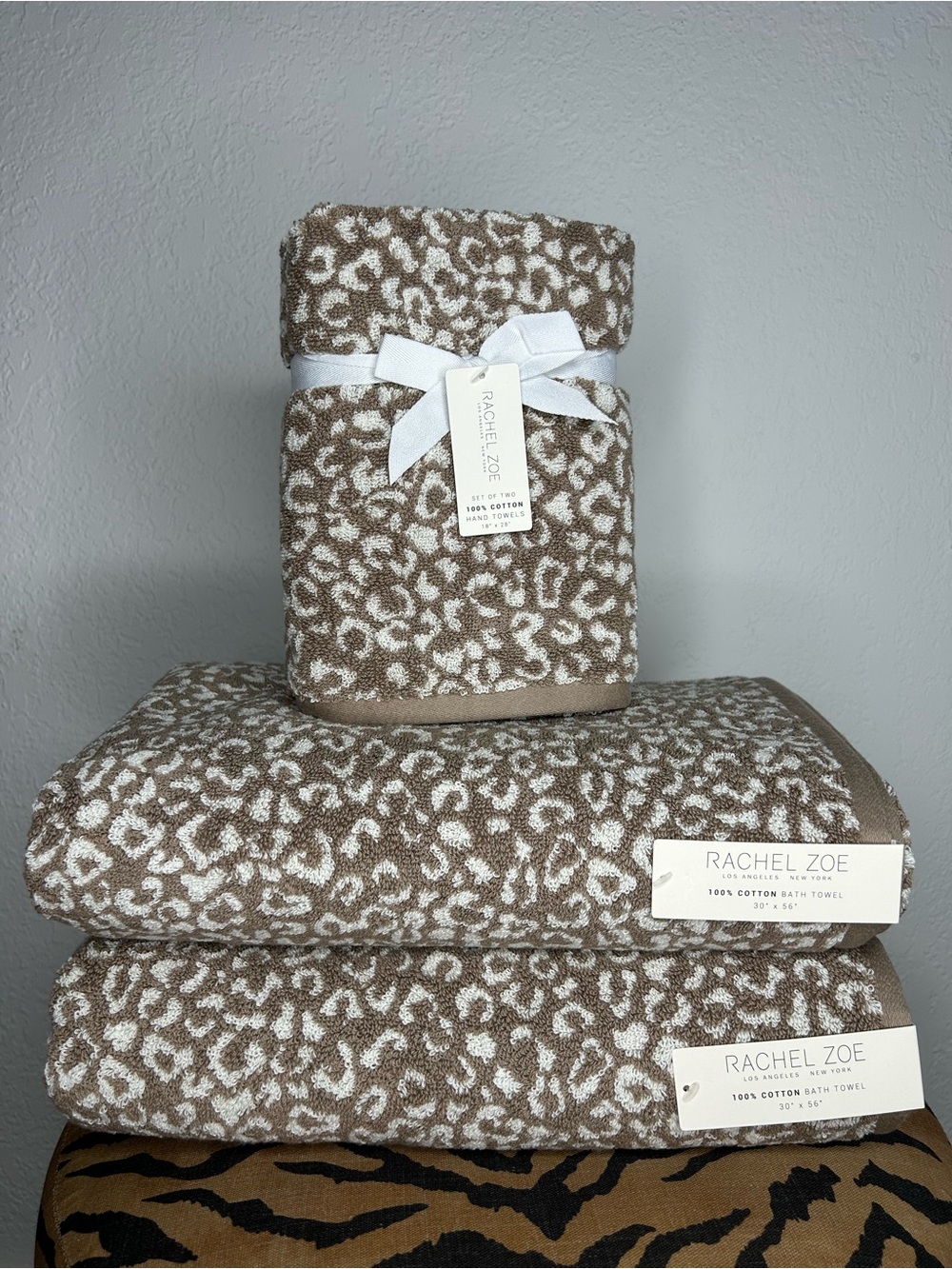 NEW Rachel Zoe 4-Piece Leopard Cheetah Animal Print 100% Cotton Bath Towel Set